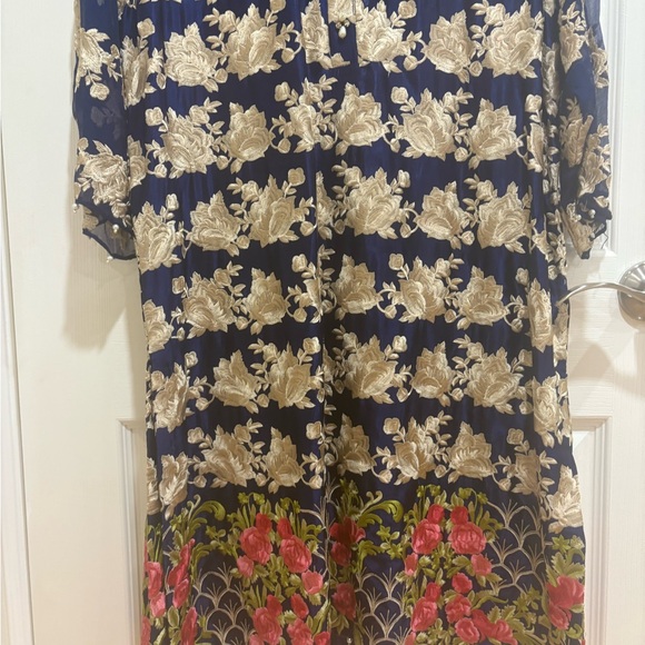 Floral Patterned Dress - Picture 1 of 3